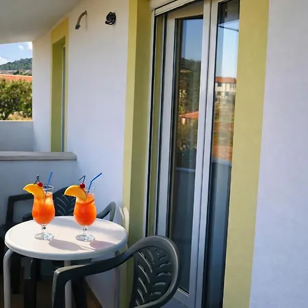 Apartman Playa Sole, Step From The Mrljane