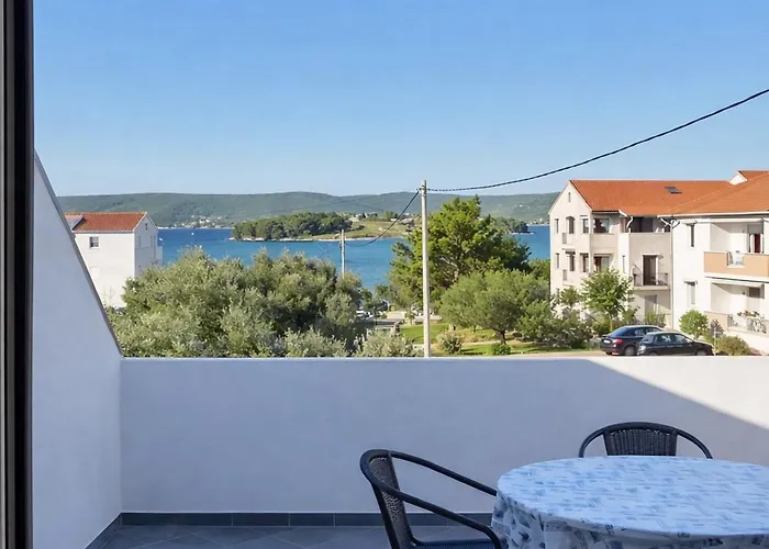 Playa Sole, Step From The * Mrljane