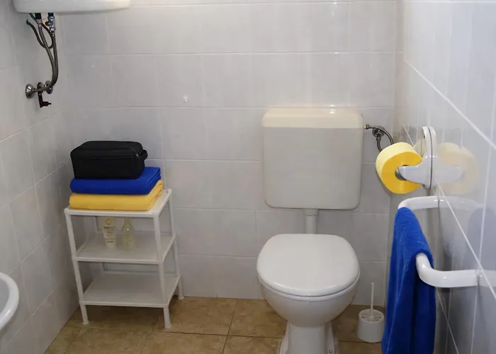 Playa Sole, Step From The Mrljane